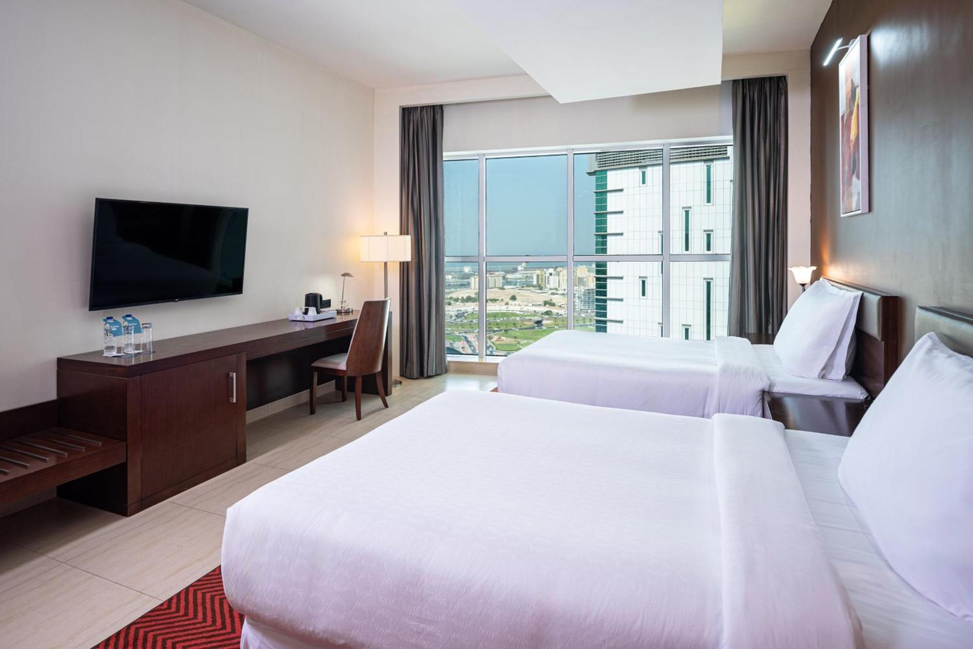 Four Points By Sheraton Szardża Zewnętrze zdjęcie