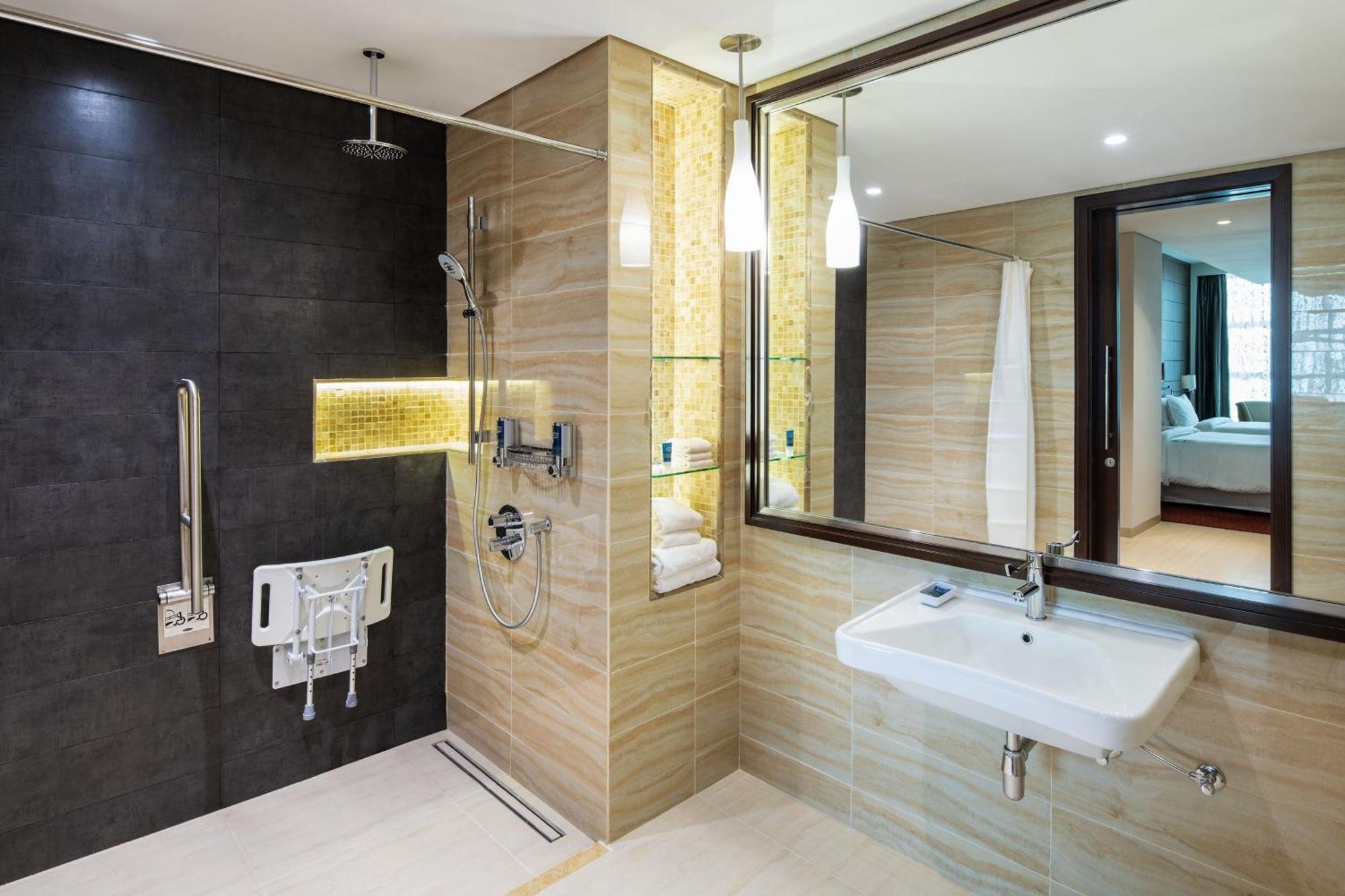 Four Points By Sheraton Szardża Zewnętrze zdjęcie
